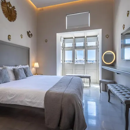 Stylish Seaview House