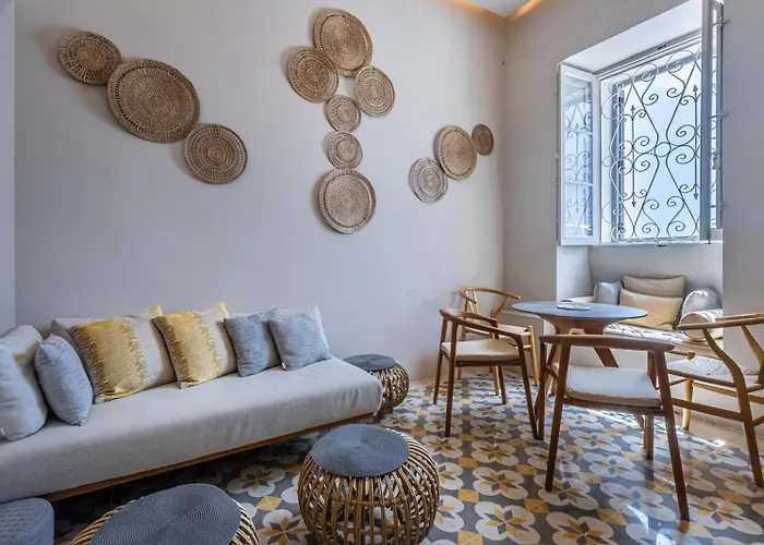 Stylish Seaview House Apartment *