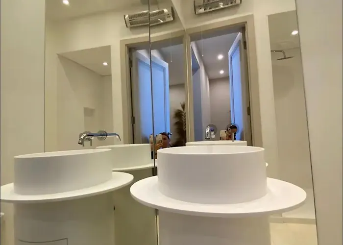 Apartment Stylish Seaview House