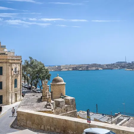 Stylish Seaview House Valletta