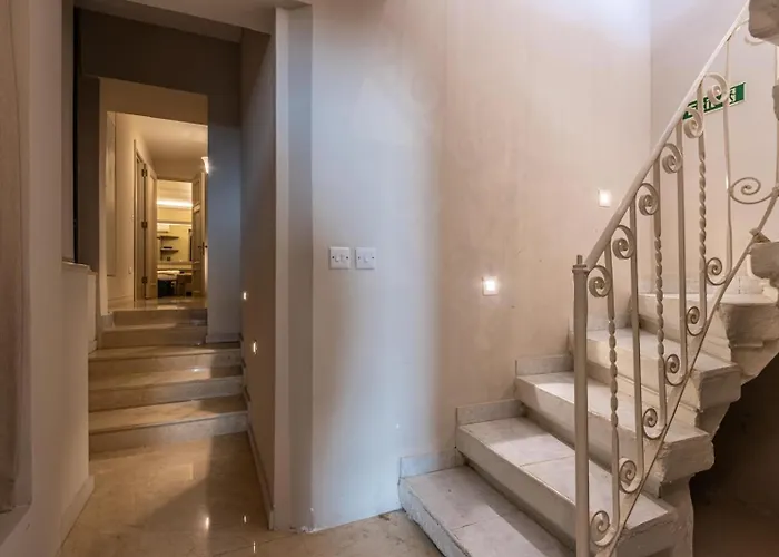 Stylish Seaview House